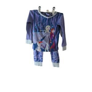 Disney Frozen pajama outfit
